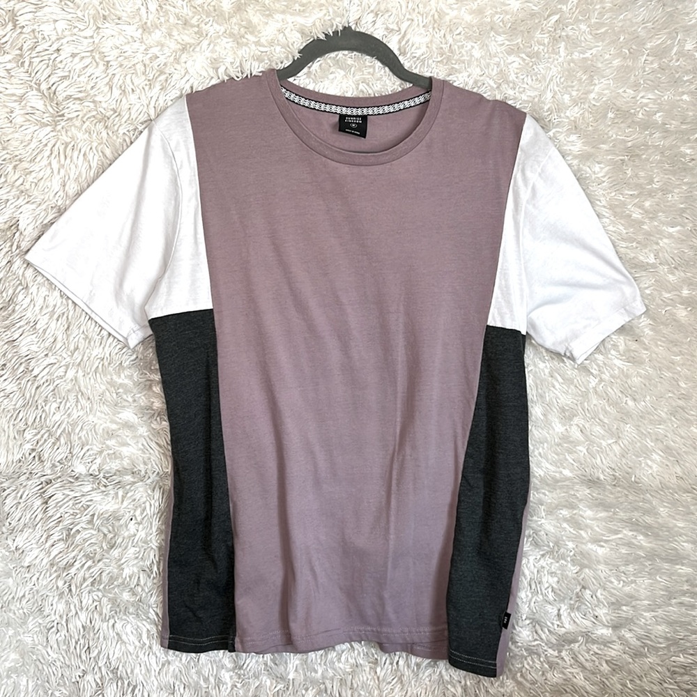 SUNRISE KINGDOM Color Block T-Shirt